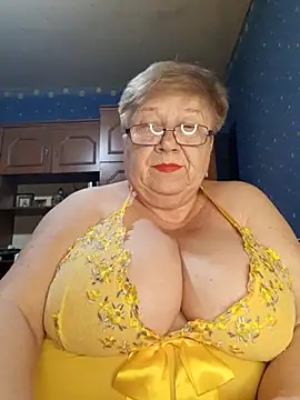 Snapshot of Lena_Gaby chatting on June 7, 7:08 pm Lena Gaby online show from June 7, 7:08 pm