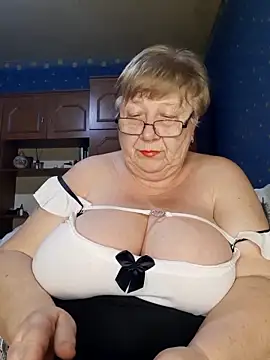 Lena Gaby online show from February 15, 8:08 pm