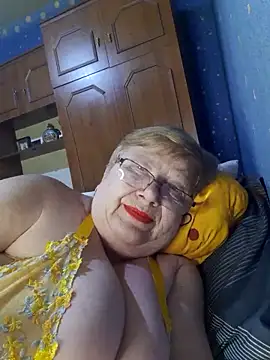 Lena Gaby online show from December 2, 8:21 pm