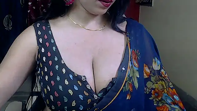 Naiaa-mylove online show from March 18, 7:01 am