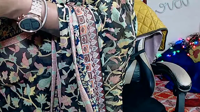 Naiaa-mylove online show from February 10, 6:01 am