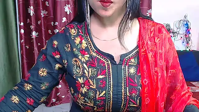 Naiaa-mylove online show from February 26, 5:51 am