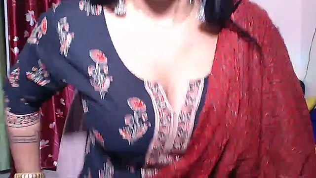 Naiaa-mylove online show from April 13, 6:17 am