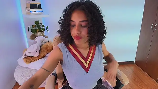 Snapshot of Belkaj chatting on February 22, 8:09 pm Belkaj online show from February 22, 8:09 pm