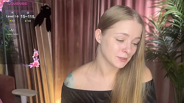 01 lili 01 online show from September 15, 10:59 am