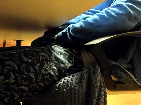 Snapshot of leccaleccafiga chatting on November 11, 4:35 pm leccaleccafiga online show from November 11, 4:35 pm