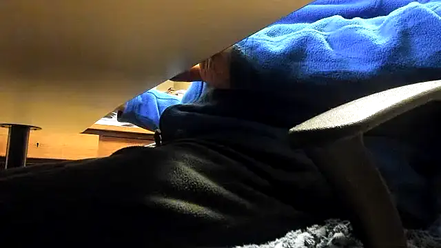 Snapshot of leccaleccafiga chatting on November 2, 1:27 pm leccaleccafiga online show from November 2, 1:27 pm