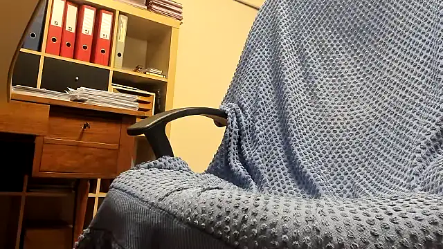 Snapshot of leccaleccafiga chatting on November 25, 8:53 pm leccaleccafiga online show from November 25, 8:53 pm