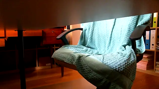 leccaleccafiga online show from April 4, 12:01 pm