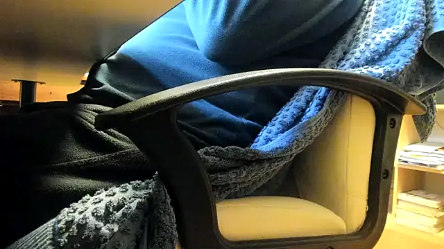 leccaleccafiga online show from December 14, 9:59 am