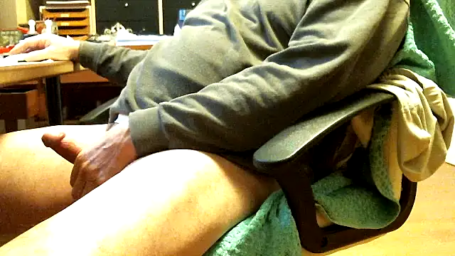 leccaleccafiga online show from March 8, 3:15 pm