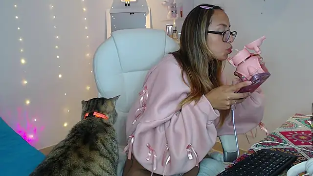 Snapshot of Gabi_morales chatting on November 12, 6:39 am Gabi morales online show from November 12, 6:39 am