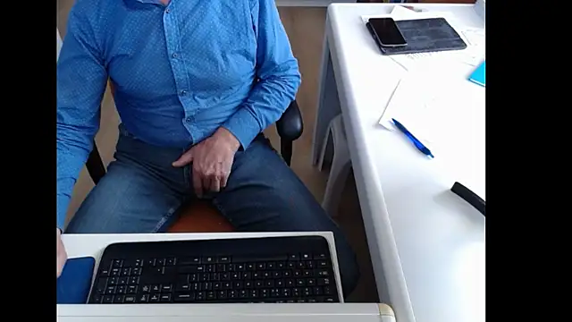 dutchpornking online show from October 30, 9:40 am