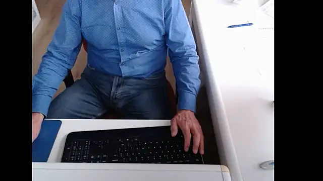 Snapshot of dutchpornking chatting on September 27, 7:14 am dutchpornking online show from September 27, 7:14 am