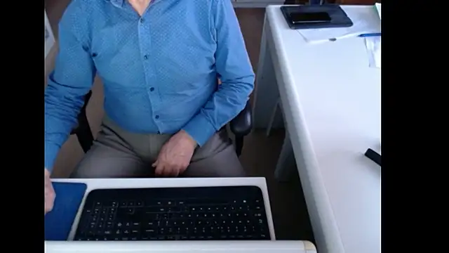 dutchpornking online show from December 20, 7:55 am