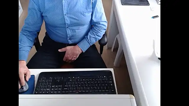 Snapshot of dutchpornking chatting on February 21, 8:16 am dutchpornking online show from February 21, 8:16 am