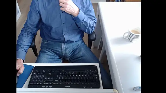 Snapshot of dutchpornking chatting on October 2, 8:07 am dutchpornking online show from October 2, 8:07 am