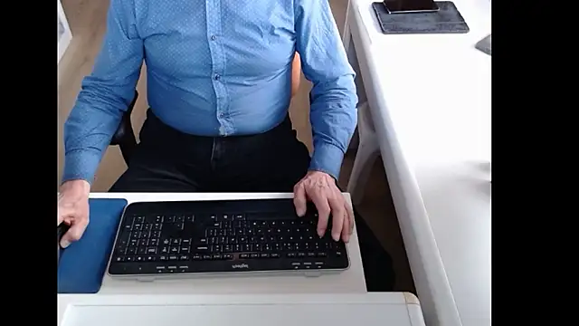 dutchpornking online show from March 20, 7:20 am