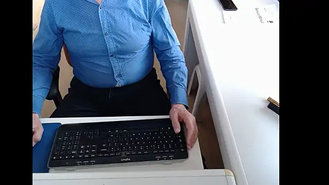 dutchpornking online show from April 15, 6:41 am