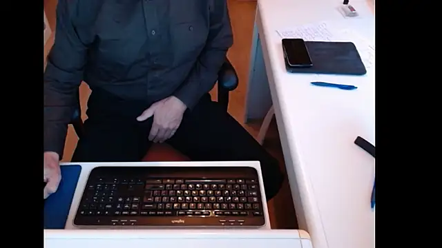 dutchpornking online show from October 25, 7:18 am