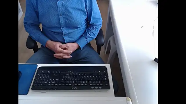 Snapshot of dutchpornking chatting on September 14, 10:26 am dutchpornking online show from September 14, 10:26 am