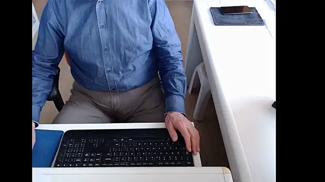 dutchpornking online show from March 16, 7:23 am