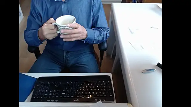Snapshot of dutchpornking chatting on September 18, 6:49 am dutchpornking online show from September 18, 6:49 am