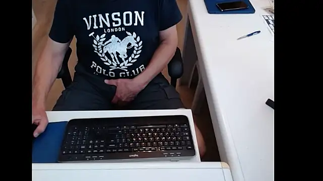 Snapshot of dutchpornking chatting on June 30, 11:54 am dutchpornking online show from June 30, 11:54 am