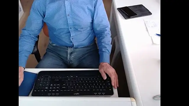 Snapshot of dutchpornking chatting on September 25, 6:41 am dutchpornking online show from September 25, 6:41 am