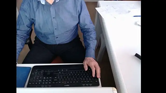 dutchpornking online show from January 7, 9:03 am