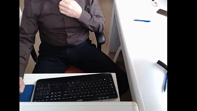 dutchpornking online show from October 24, 8:02 am