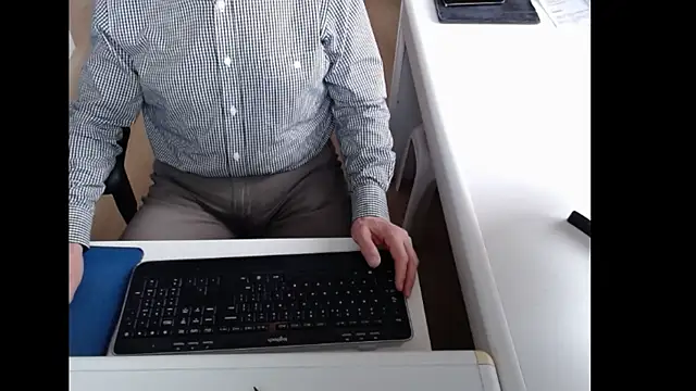 dutchpornking online show from April 10, 6:31 am