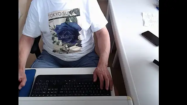 Snapshot of dutchpornking chatting on June 10, 6:47 am dutchpornking online show from June 10, 6:47 am