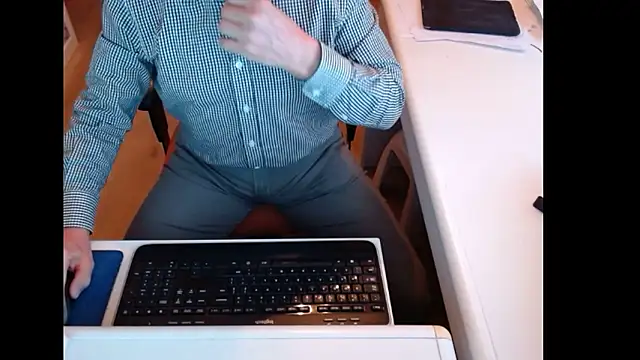 dutchpornking online show from March 17, 7:00 am