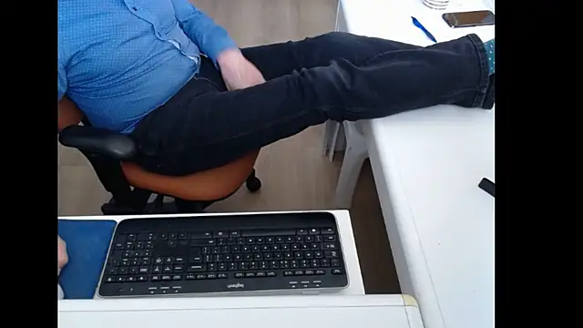 dutchpornking online show from April 1, 2:36 pm