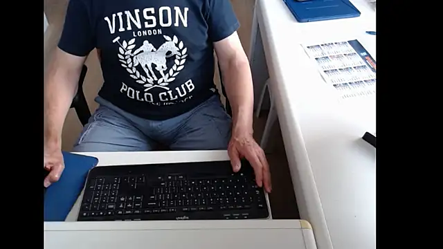 Snapshot of dutchpornking chatting on June 21, 6:52 am dutchpornking online show from June 21, 6:52 am