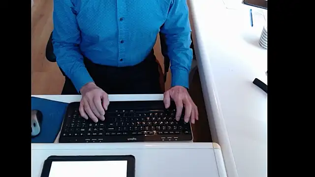 dutchpornking online show from November 8, 8:51 am