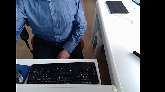 dutchpornking online show from November 6, 7:56 am