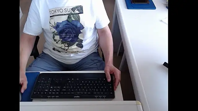 Snapshot of dutchpornking chatting on June 9, 6:36 am dutchpornking online show from June 9, 6:36 am