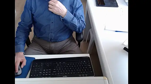 dutchpornking online show from April 26, 7:27 am