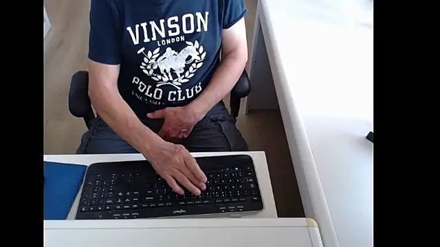 Snapshot of dutchpornking chatting on July 15, 7:04 am dutchpornking online show from July 15, 7:04 am