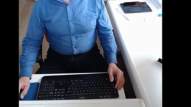 dutchpornking online show from March 22, 8:05 am