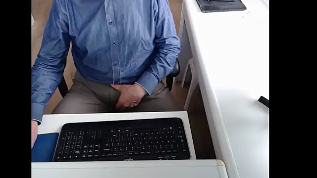 dutchpornking online show from April 11, 6:10 am