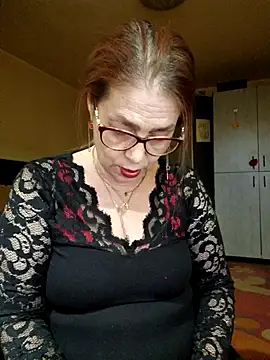 Chriss Tinaa online show from March 30, 4:03 am