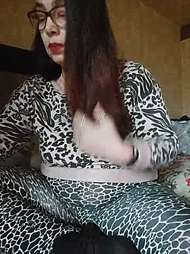 Chriss Tinaa online show from February 17, 9:28 am