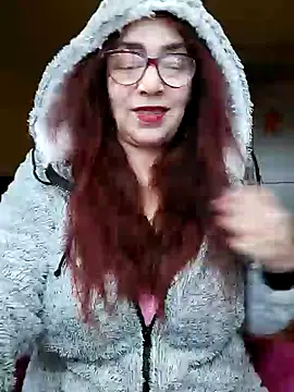 Chriss Tinaa online show from February 8, 6:33 am