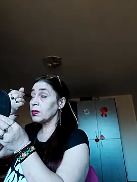 Chriss Tinaa online show from March 5, 9:27 am