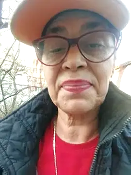 Chriss Tinaa online show from March 9, 2:43 pm