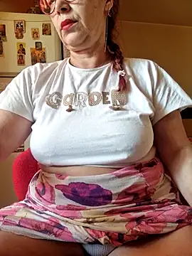 Chriss Tinaa online show from June 19, 4:29 am