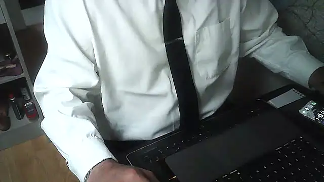 Snapshot of DUDURA@xh chatting on December 31, 3:09 pm DUDURAxh online show from December 31, 3:09 pm